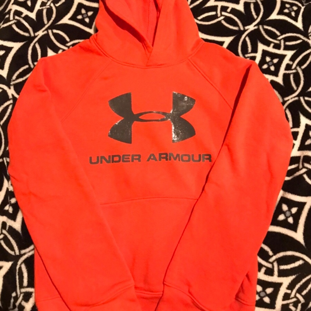Boys Under Armour Hoodie Size 6 Like New